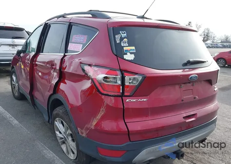 2017 Ford Escape Se z USA, uszkodzony, nr VIN 1FMCU9G91HUD43121